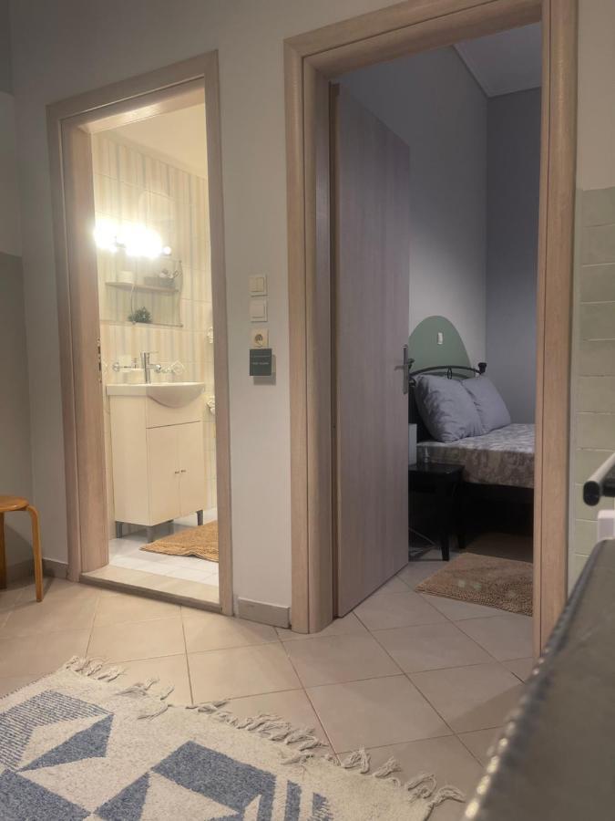 פיראוס Cozy Minimal Apartment מראה חיצוני תמונה