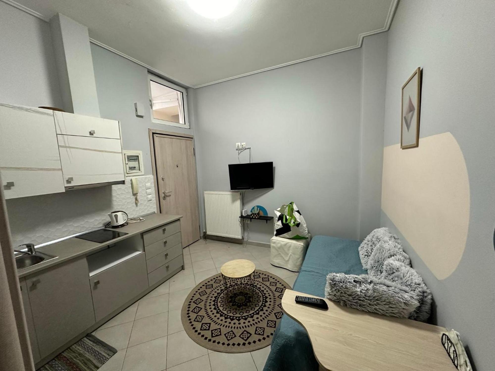 פיראוס Cozy Minimal Apartment מראה חיצוני תמונה